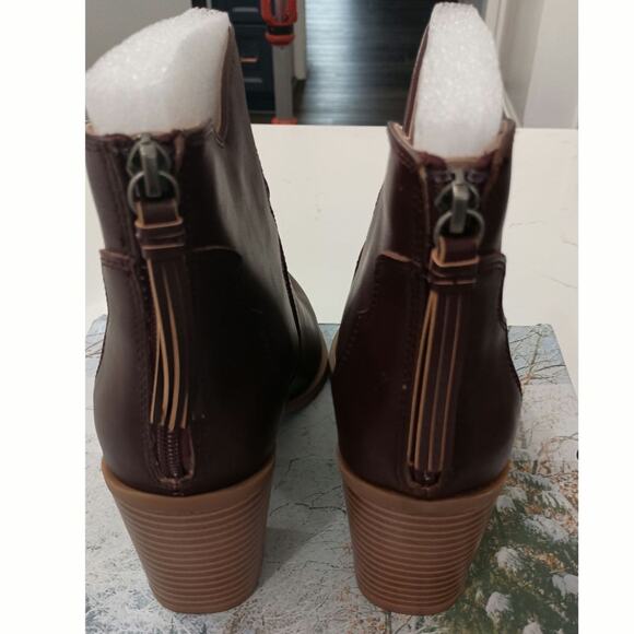 New chic chocolate Ankle Boots faux leather Chunk heel zip western 7.5 W - Picture 4 of 8